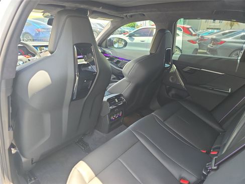 Used 2025 BMW M5 w/ Executive Package AWD/4WD image 11