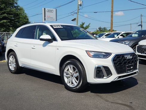 Certified 2023 Audi Q5 2.0T Premium w/ Convenience Package AWD/4WD image 2