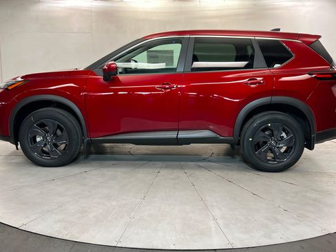 New 2026 Nissan Rogue SV w/ Cold Weather Package AWD/4WD image 2