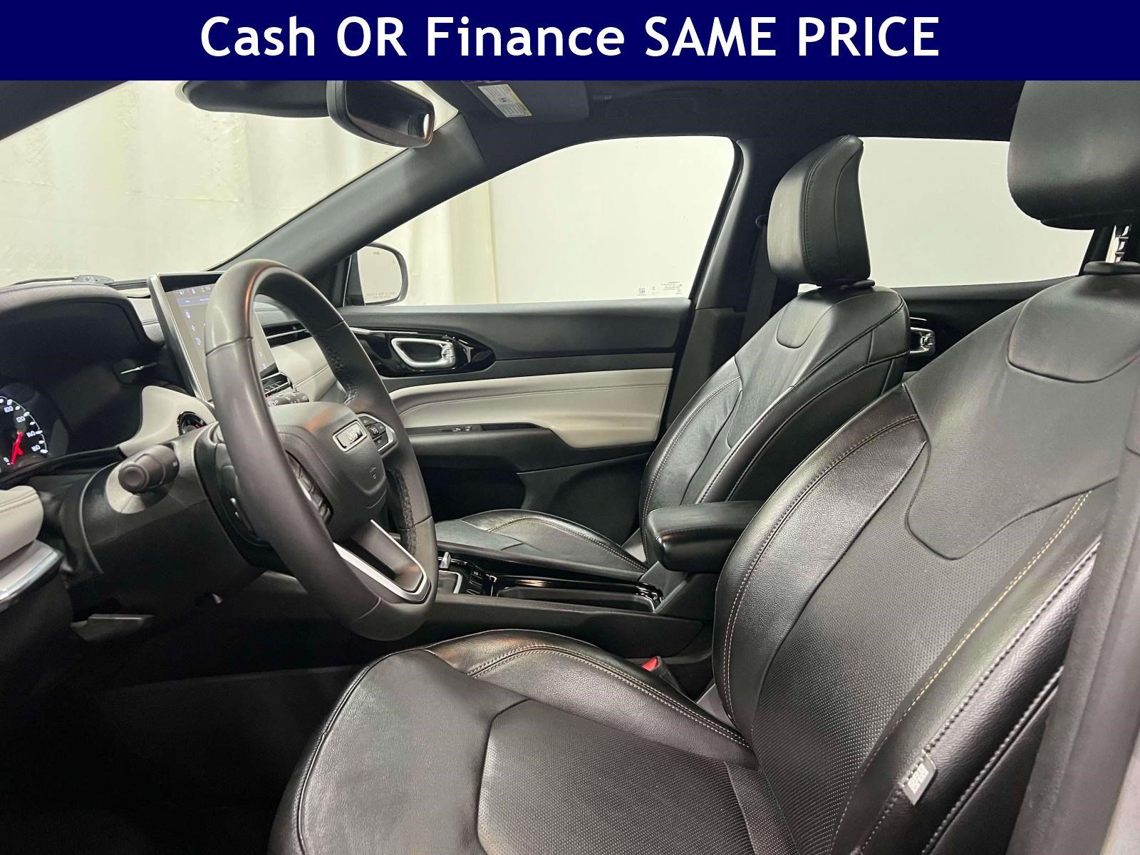 Certified 2023 Jeep Compass Limited w/ Elite Group AWD/4WD image 16