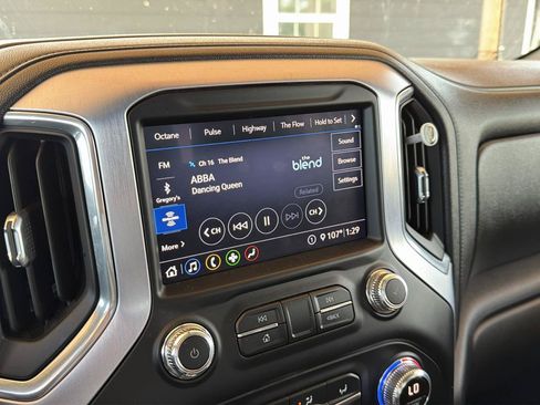 Used 2020 GMC Sierra 1500 SLT w/ SLT Premium Package AWD/4WD image 24