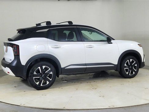 New 2026 Nissan Kicks SV w/ Cold Weather Package image 7