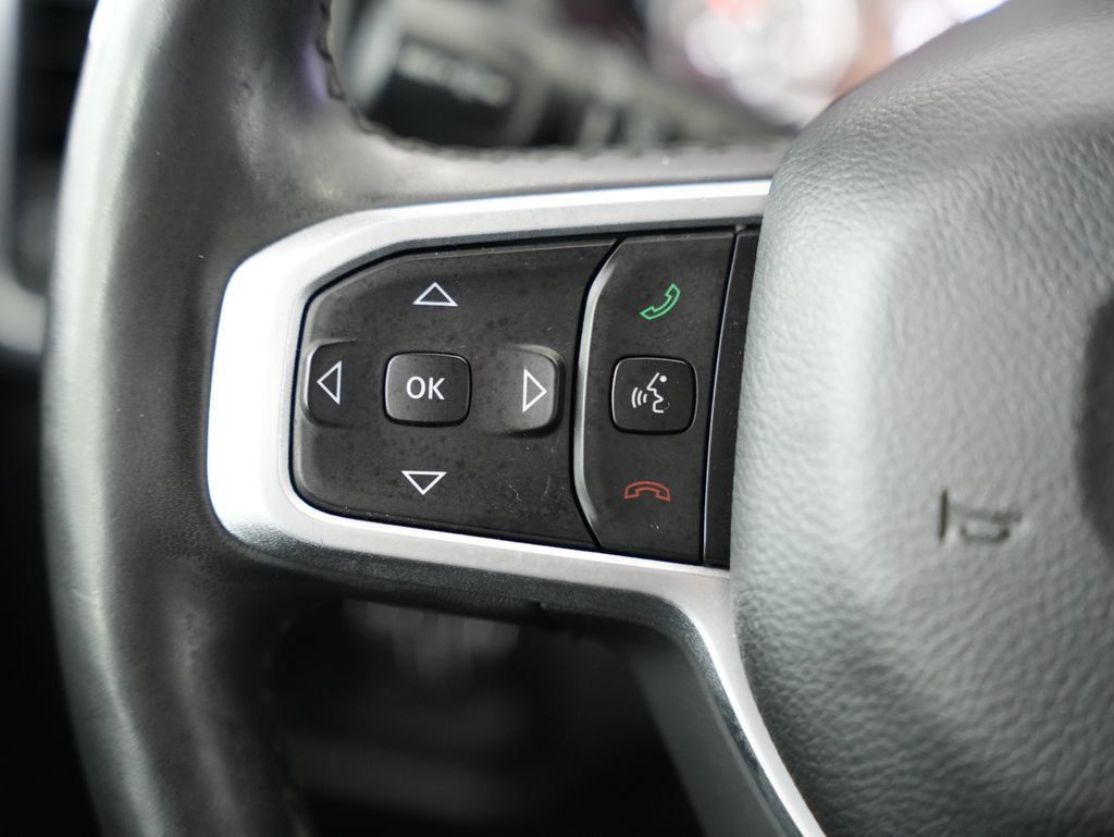 Used 2019 RAM 1500 Big Horn AWD/4WD image 12