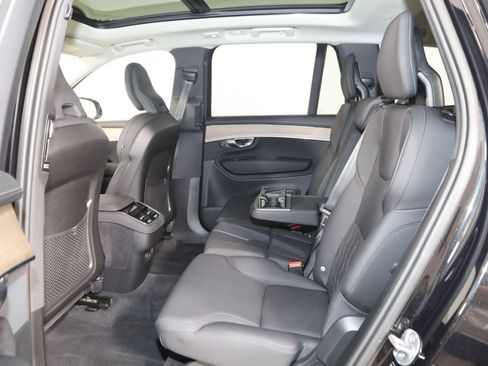 Used 2025 Volvo XC90 B6 Plus AWD/4WD image 48