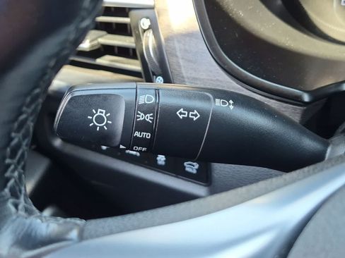 Used 2022 Kia Telluride EX w/ EX Premium Package AWD/4WD image 27