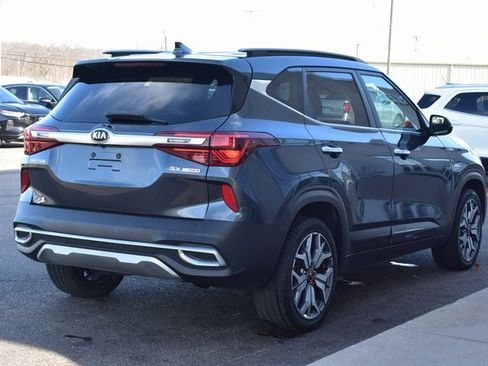 Used 2021 Kia Seltos SX w/ SX Sunroof Package image 6