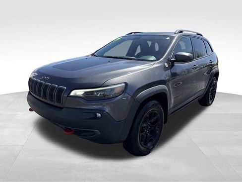 Used 2019 Jeep Cherokee Trailhawk w/ Comfort/Convenience Group image 9
