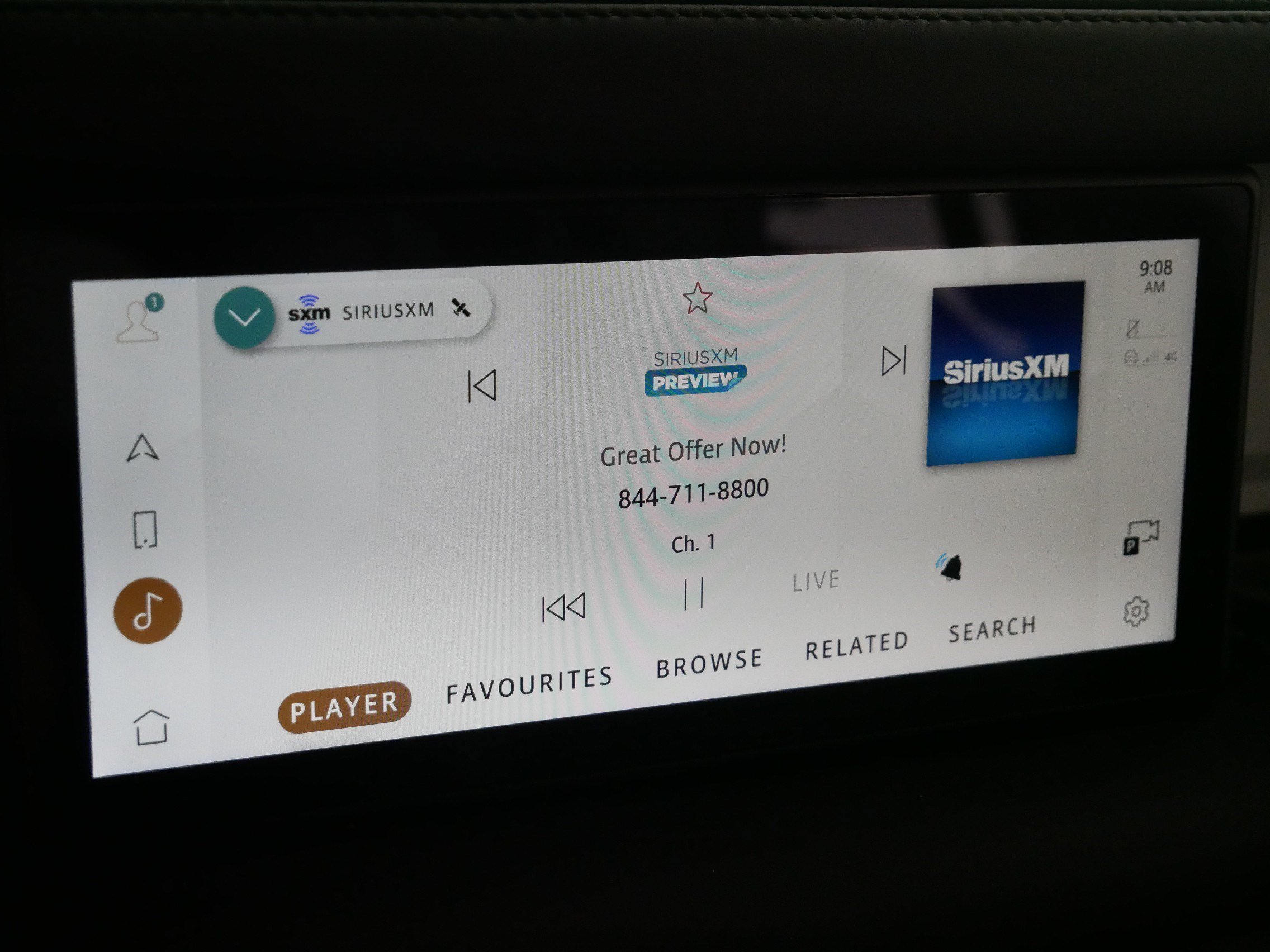 Used 2024 Land Rover Defender 110 X-Dynamic SE AWD/4WD image 22