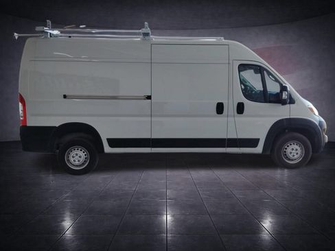 Used 2024 RAM ProMaster 2500 w/ Convenience Group FWD image 6