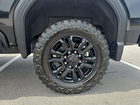 Used 2021 GMC Sierra 2500 Denali w/ Denali Black Diamond Edition AWD/4WD image 33