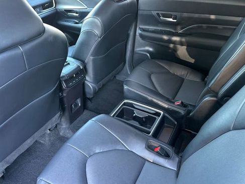 Certified 2025 Toyota Grand Highlander AWD image 16