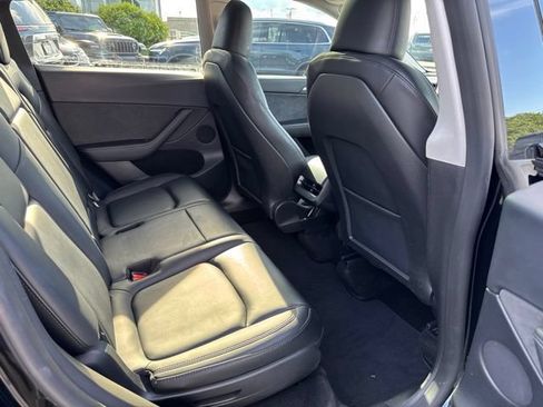 Used 2023 Tesla Model Y Long Range AWD/4WD image 24