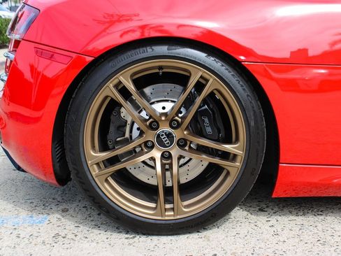 Used 2011 Audi R8 V10 image 39