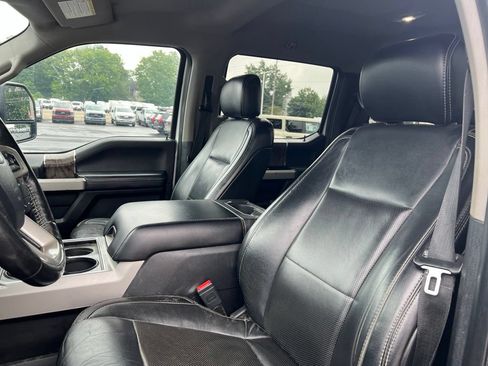 Used 2019 Ford F350 Lariat w/ Lariat Ultimate Package AWD/4WD image 4