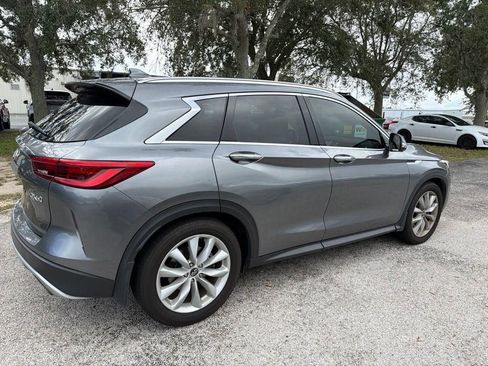 Used 2019 INFINITI QX50 Essential w/ Premium Heat Package AWD/4WD image 2