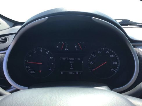 Used 2023 Chevrolet Malibu LT FWD image 15