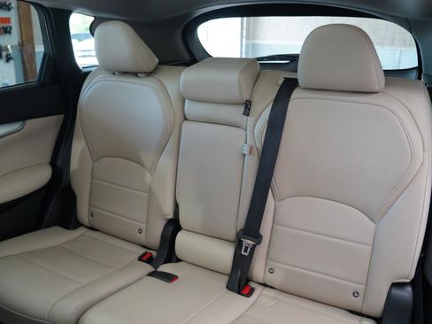 Used 2020 INFINITI QX50 Luxe w/ Cargo Package AWD/4WD image 36