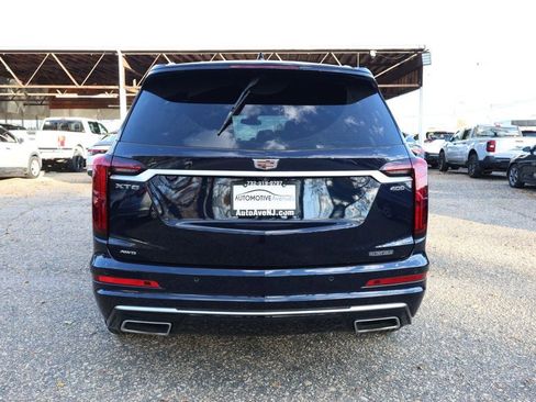 Used 2021 Cadillac XT6 Premium Luxury image 4