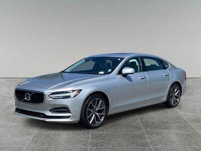 Used 2018 Volvo S90 T5 Momentum w/ Convenience Package