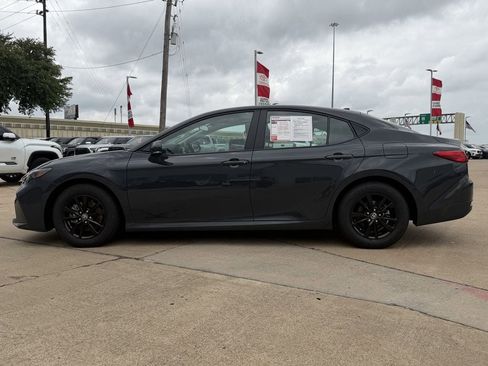 Used 2026 Toyota Camry LE FWD image 6