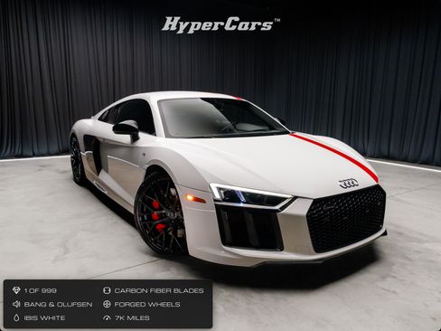 Used 2018 Audi R8 V10 w/ 20" Wheel Package RWD image 1