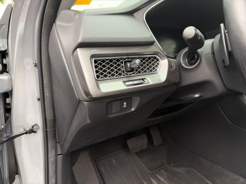 Used 2024 Acura Integra FWD image 16