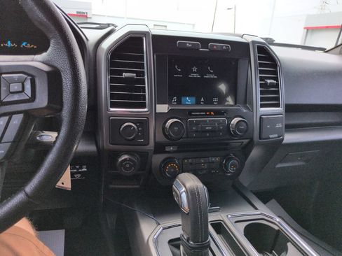 Used 2016 Ford F150 XLT w/ Equipment Group 302A Luxury AWD/4WD image 17
