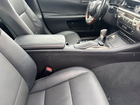 Used 2017 Lexus ES 350 w/ Navigation System Package FWD image 15