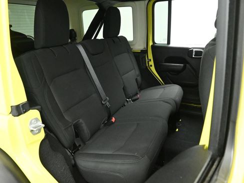 Used 2022 Jeep Wrangler Unlimited Sport AWD/4WD image 22