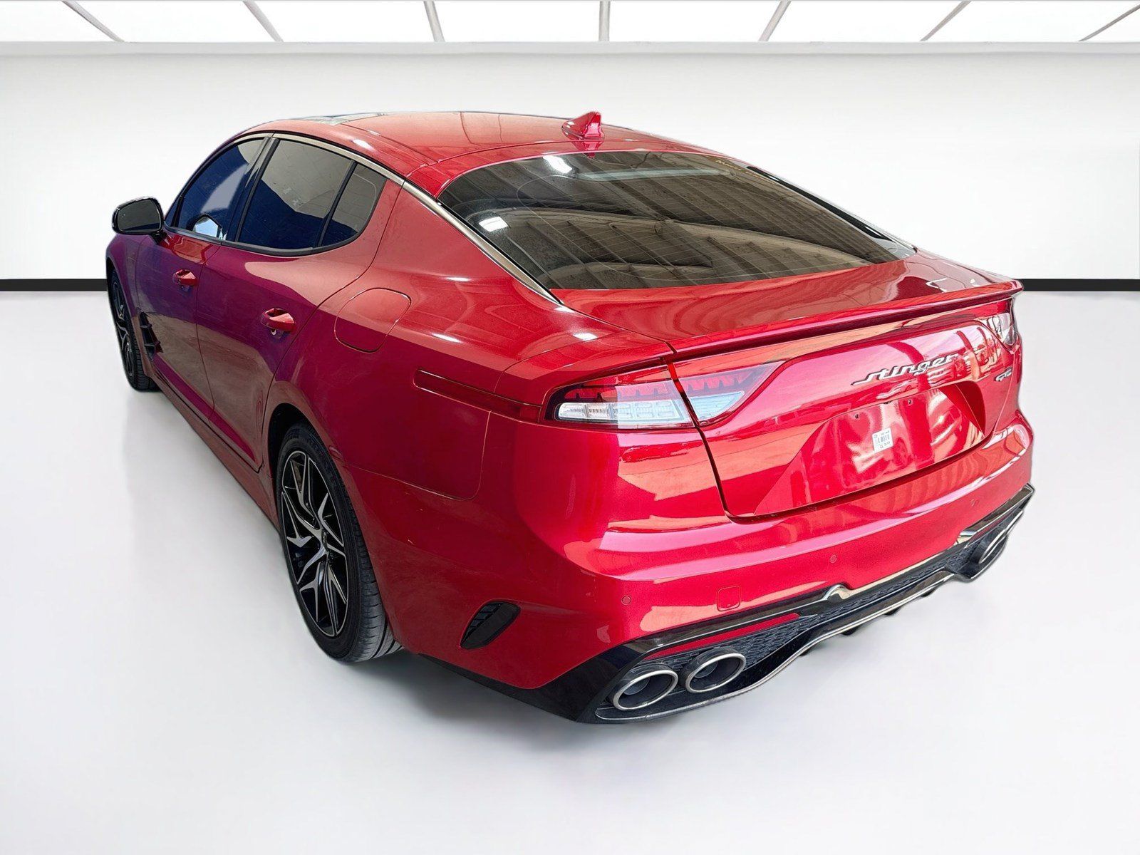 Used 2022 Kia Stinger GT-Line w/ Sun & Sound Package RWD image 6