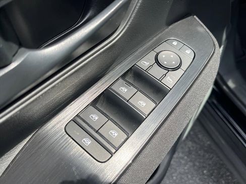 Certified 2025 Nissan Kicks S AWD/4WD image 26