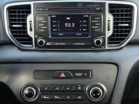 Used 2019 Kia Sportage LX image 24