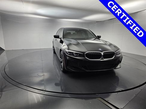 Certified 2023 BMW 330e w/ Premium Package image 3