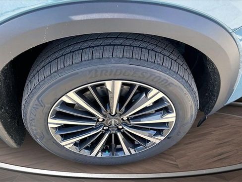 New 2026 Nissan Pathfinder Platinum image 12