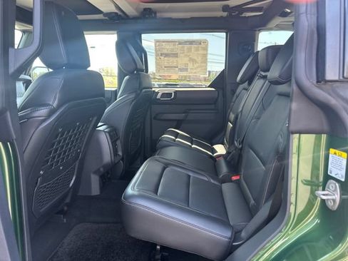 New 2025 Ford Bronco Badlands AWD/4WD image 13