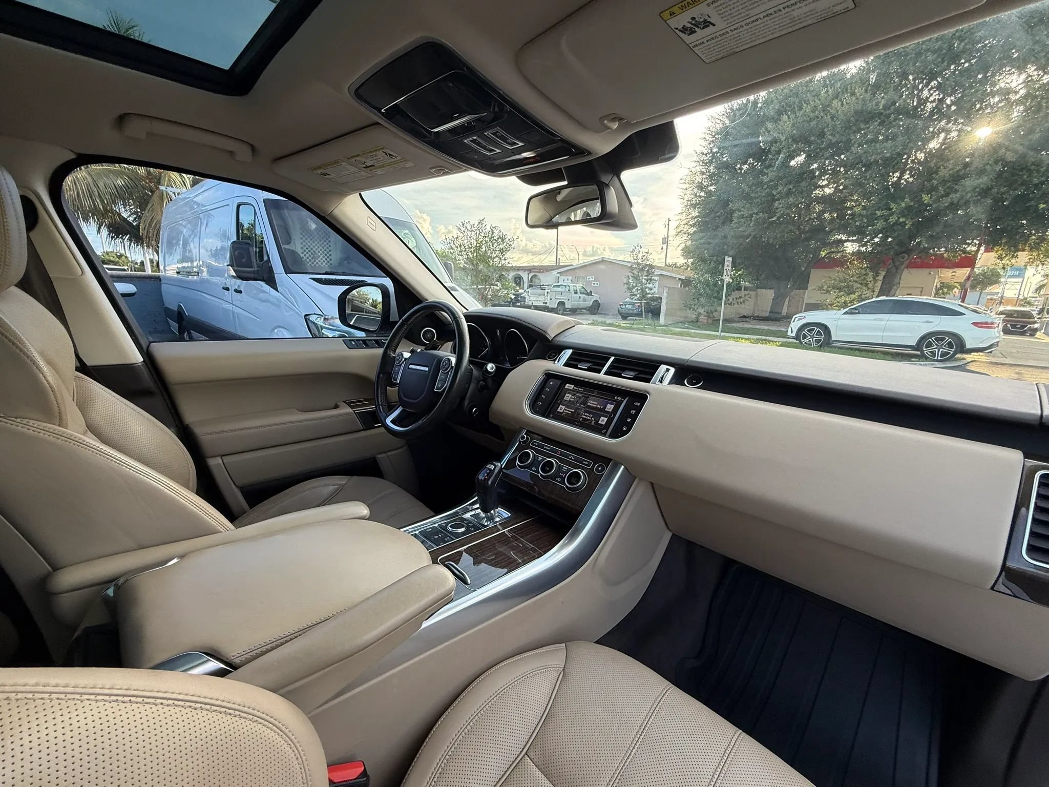Used 2016 Land Rover Range Rover Sport HSE AWD/4WD image 25