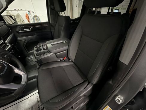 New 2026 GMC Sierra 1500 SLE image 20