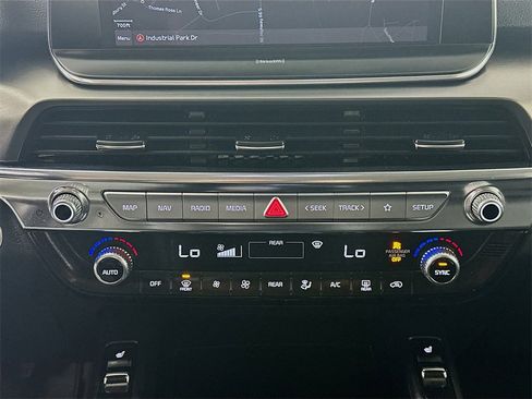 Used 2022 Kia Telluride S image 18