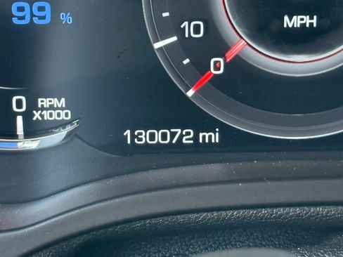 Used 2017 Cadillac Escalade Luxury RWD image 10