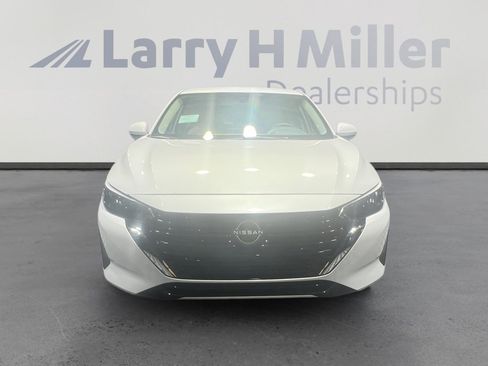 New 2025 Nissan Sentra SV w/ SV Premium Package image 8