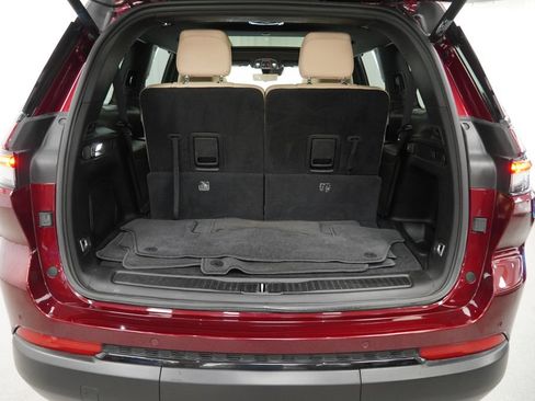 Certified 2025 Jeep Grand Cherokee L Limited w/ Luxury Tech Group II AWD/4WD image 47