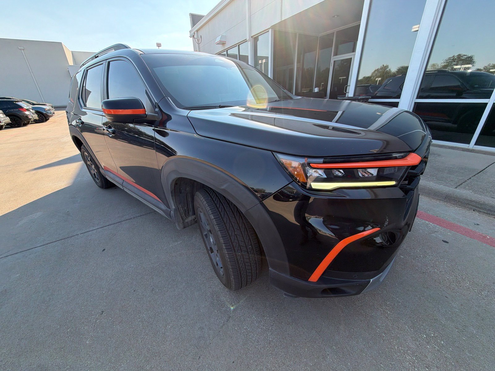 Used 2023 Honda Pilot TrailSport image 3
