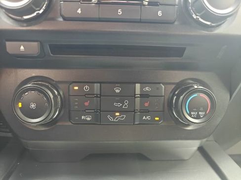 Used 2018 Ford F150 XLT w/ Equipment Group 302A Luxury image 10