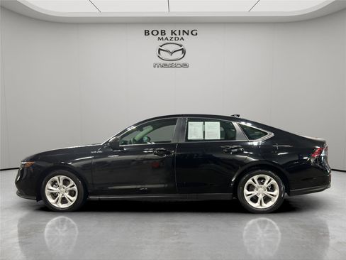 Used 2025 Honda Accord LX image 2