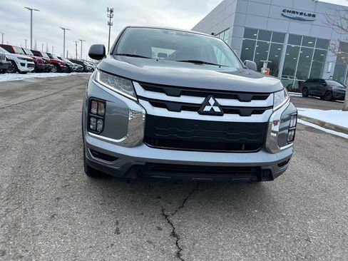 Used 2023 Mitsubishi Outlander Sport ES image 7