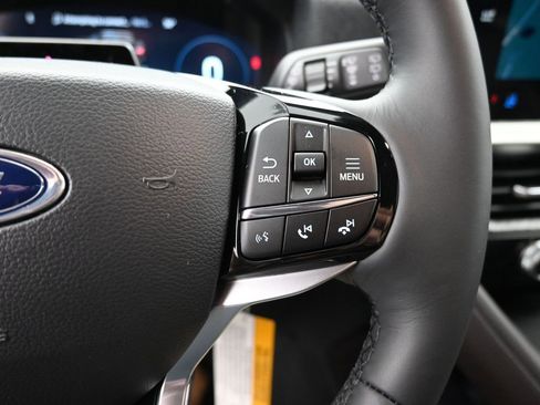 New 2026 Ford Explorer Platinum image 29