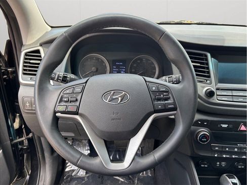 Used 2018 Hyundai Tucson Value FWD image 21