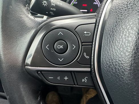 Used 2018 Toyota Camry XLE w/ Audio Package FWD image 19