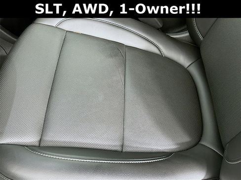 Used 2023 GMC Acadia SLT image 21