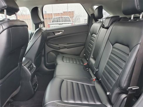 Certified 2024 Ford Edge SEL w/ Convenience Package image 24